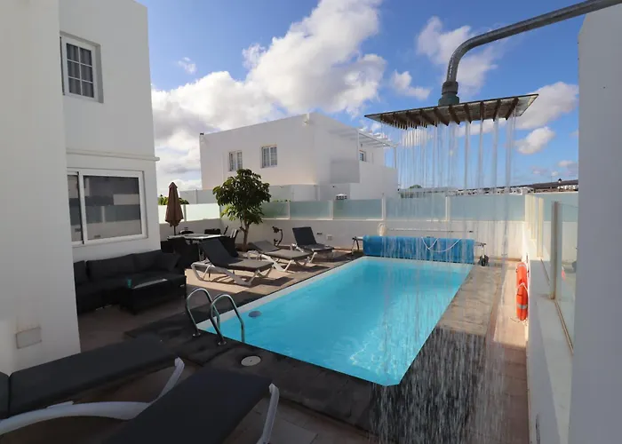 فيلة Pousadoiro *