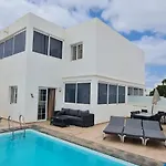 Pousadoiro Villa