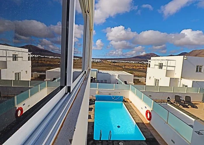 Villa Pousadoiro Playa Blanca